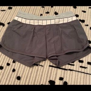 EUC gray lululemon groovy shorts